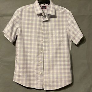 Plaid untuckit button up shirt sz m